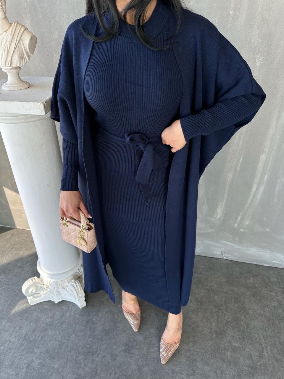 Ensemble robe longue côtelée et cape ample