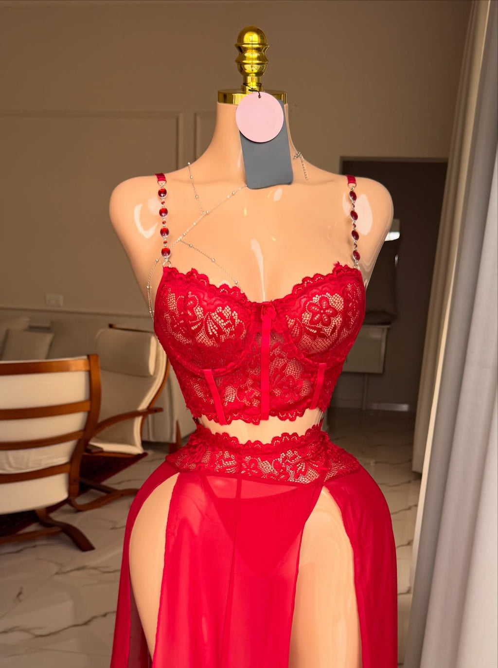 Ensemble Lingerie Corset Rouge "Passion" avec Détails Bijoux et Jupe Fendue